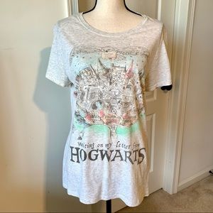 HARRY POTTER “ Waiting on My Letter From Hogwart’s” Short Sleeved Tee Sh…